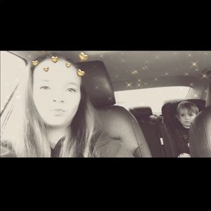 Meet your Posher, Cassandra